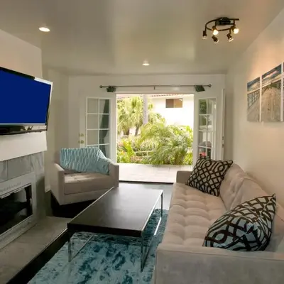 Oceanside Marina Suites - A Waterfront Hotel