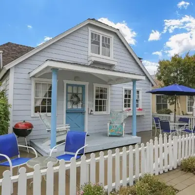 201 Amethyst Avenue