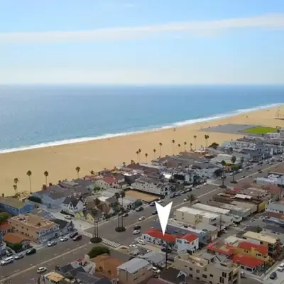 1000#5 Premier Modern Home w View