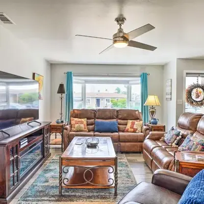 San Marcos Home with Patio and Grill - Walk to Lake!