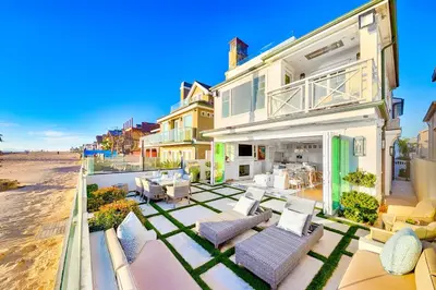 Gallery image of Luxury Beach Front Escape in Newport Beach