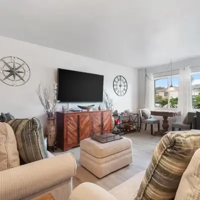 Pacific Beach Cottage