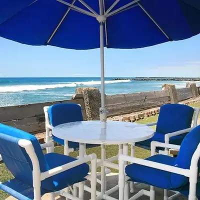D19 -- Beachfront Bliss