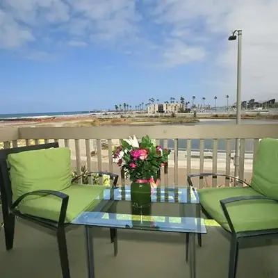 G32 - Harbor Cottage - On-the-Sand