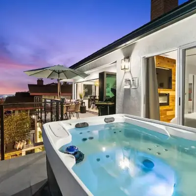 The California - On Top of San Diego in a Hot Tub