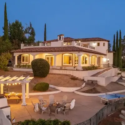 Wine Country Villa • Large Rooftop Terrace w Views Game Room Via del Sur