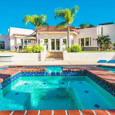 Grapevine by AvantStay Secluded 5BR Villa 4 Acres of Vineyards Avo Groves