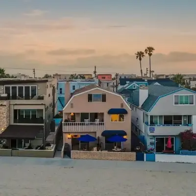 Bay View 3 by AvantStay Stunning Home on the Beach In Mission Beach