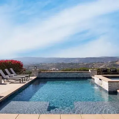 Modern Temecula Mansion w Pool Hot Tub Guest House Valley Views Camila by AvantStay