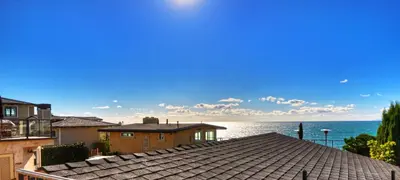 a view of the ocean from the roof of a house at Villa D'Arte at the Retreat in Laguna Beach in Laguna Beach