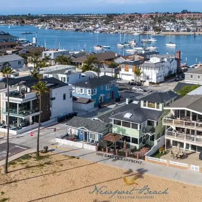 1002 E Oceanfront